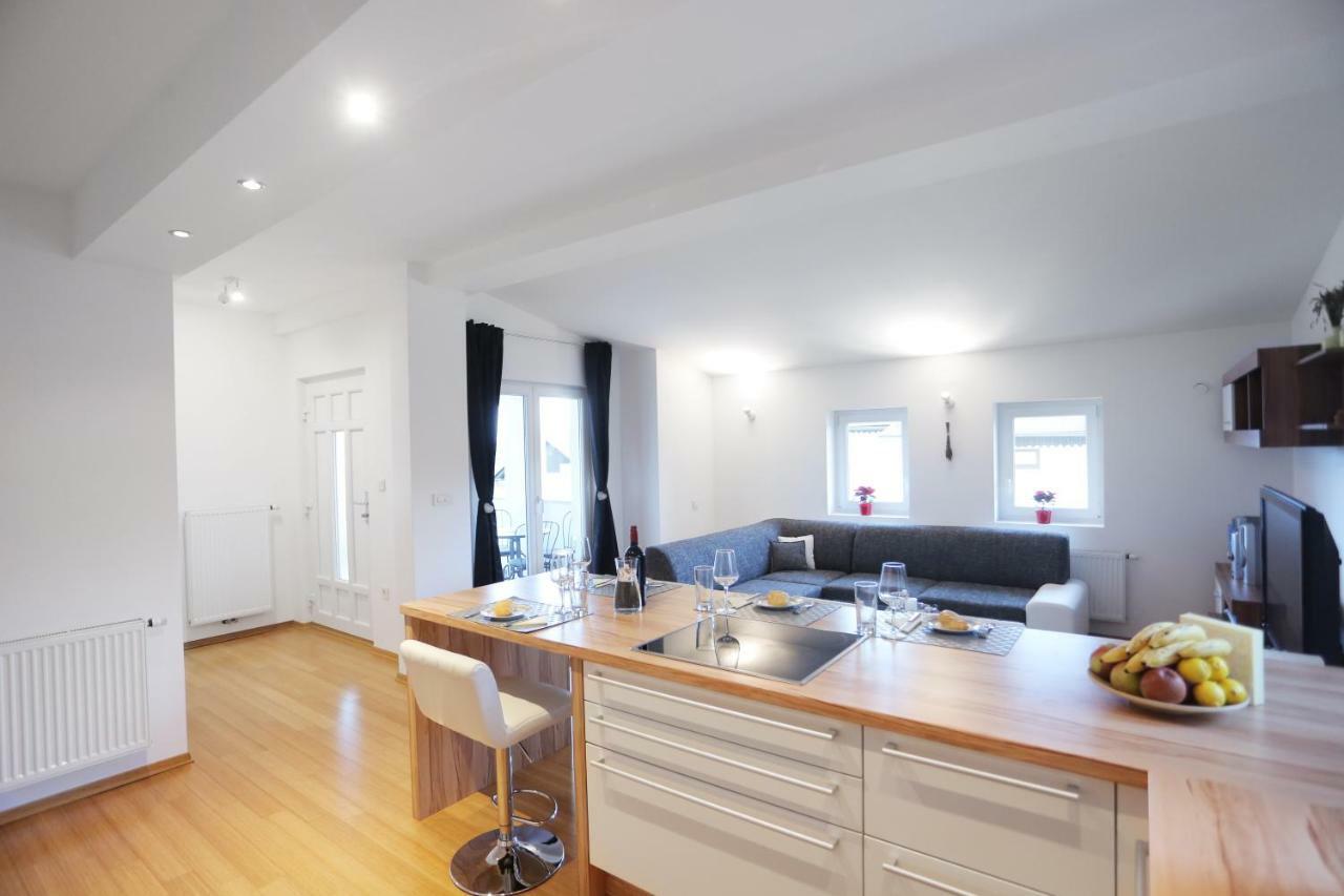 The Loft Apartment Ljubljana Bagian luar foto